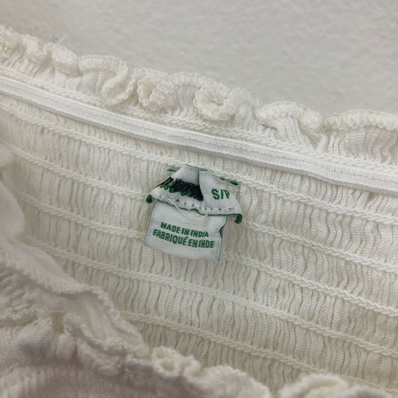 NWOT Ruffle Crop - Picture 3 of 4